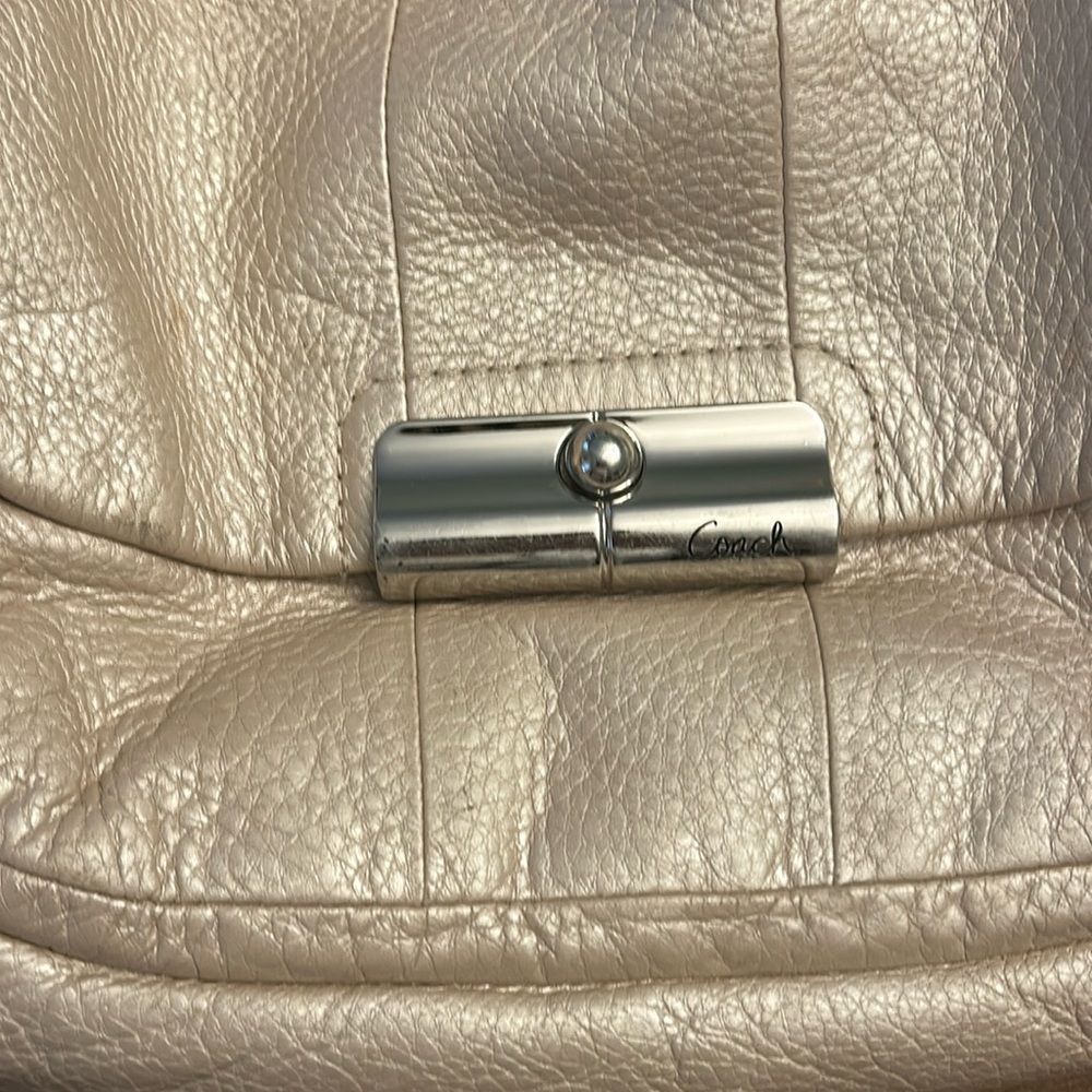 COACH Authentic KRISTEN LARGE HOBO Champagne/ Beige Leather 19303 - Picture 2 of 15